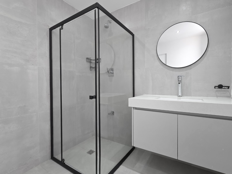 2 Bedroom Property for Sale in Claremont Western Cape